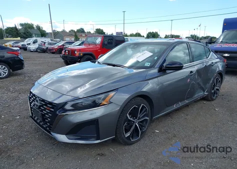 2023 Nissan Altima Sr Fwd z USA, uszkodzony, nr VIN 1N4BL4CV0PN415126